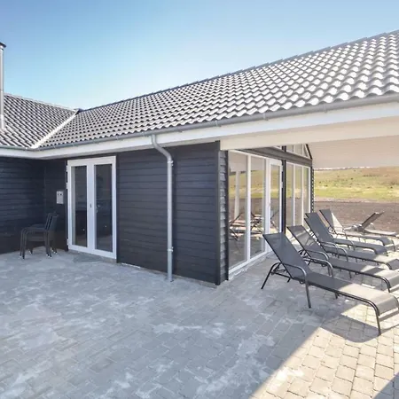 펜션 Lovely In With Sauna 그레나